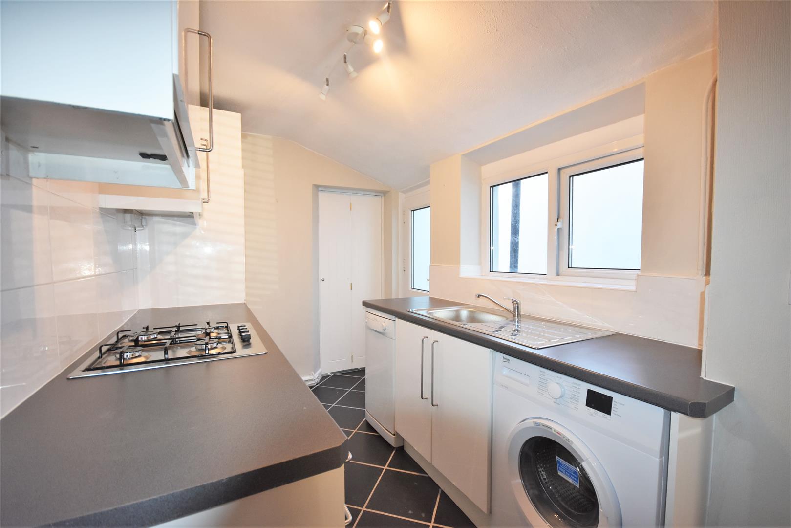 8 Grove Terrace, Penarth, Vale of Glamorgan, CF64 2NL